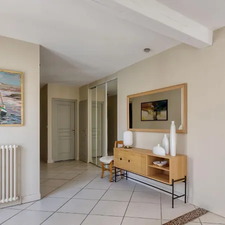 Bassin By Interhome Andernos-les-Bains